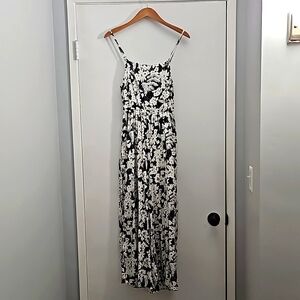NWT Romper Floral Print